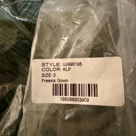 Ulla Johnson Freesia Maxi Gown in Kelp (Blue-Green) in Pristine Condition - Picture 6 of 9